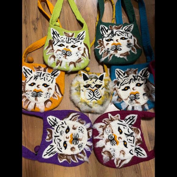 Cat style Woolen handmade bags - Picture 2 of 12